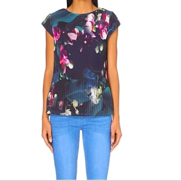Ted Baker Floral-Print Pleated Top sz 4 - Picture 1 of 8